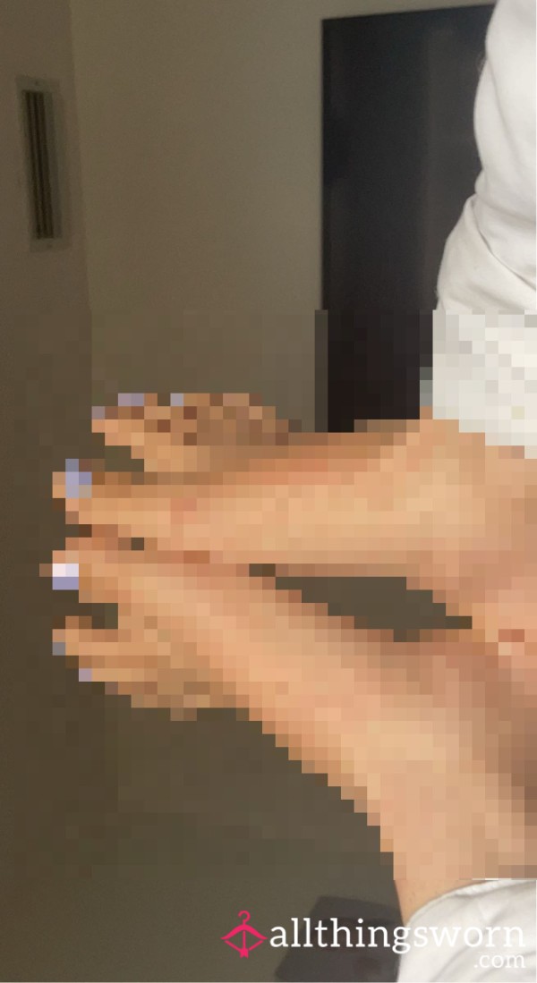 Lavender Colored Toes 🪻