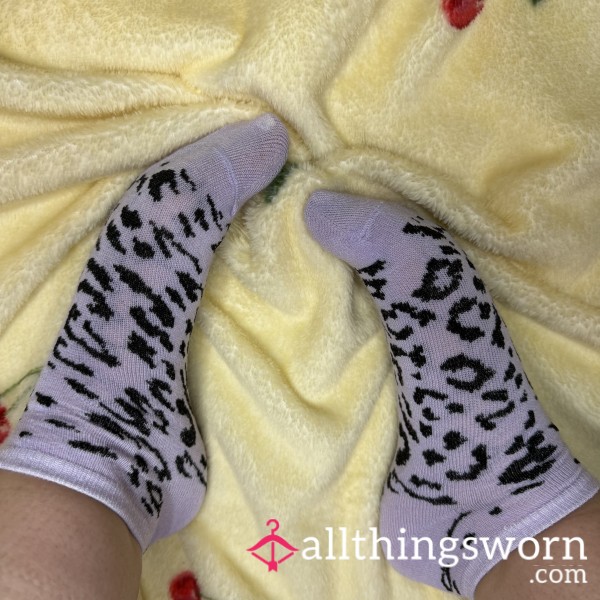 🧦 Lavender Leopard Ankle Socks – 24hr Wear Included 💜