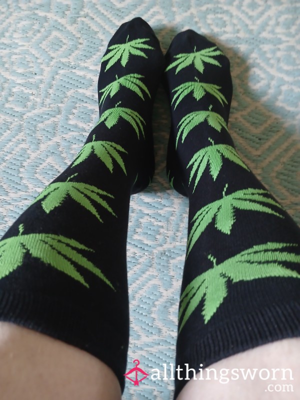 Leaf Design Quality Socks 2 Day Worn