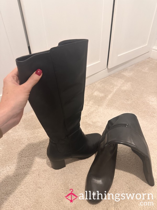 Leather Boots Worn - Dune