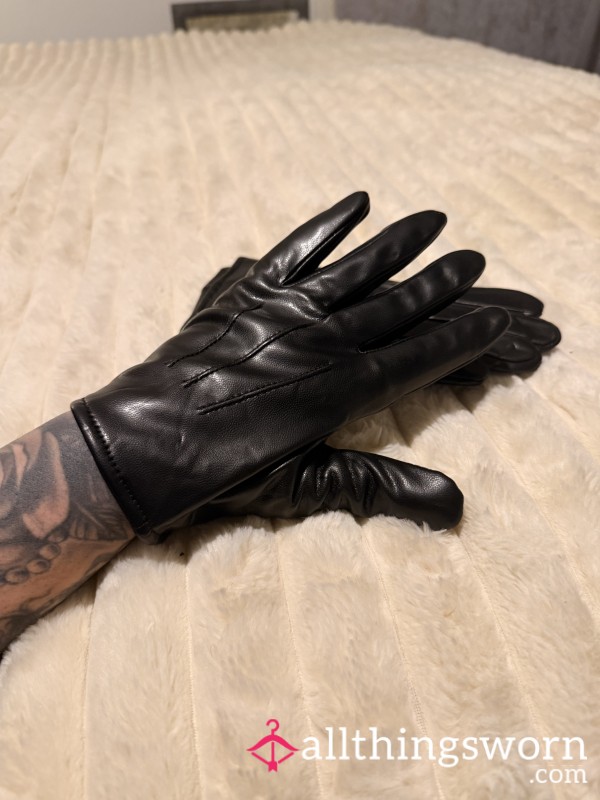Leather Gloves 😈