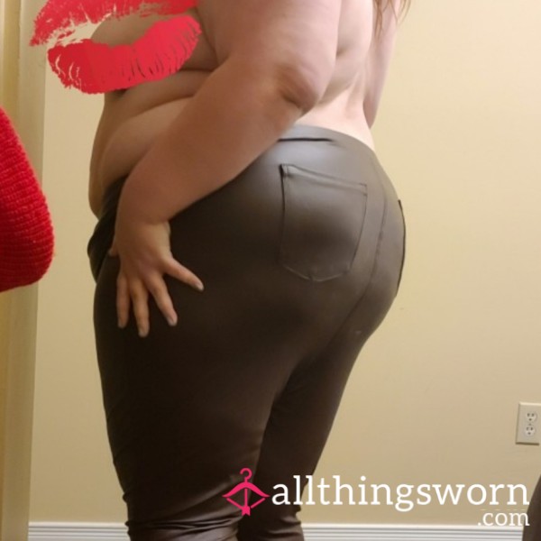🐈‍⬛🤎Leather-look Pants 🖤 Torrid, 3/4, Synthetic, Great Condition, Traps Scents💦🐈‍⬛🤎