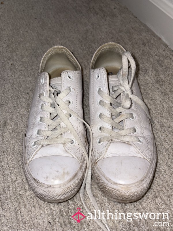 LEATHER LOW TOP CONVERSE - ALL WHITE