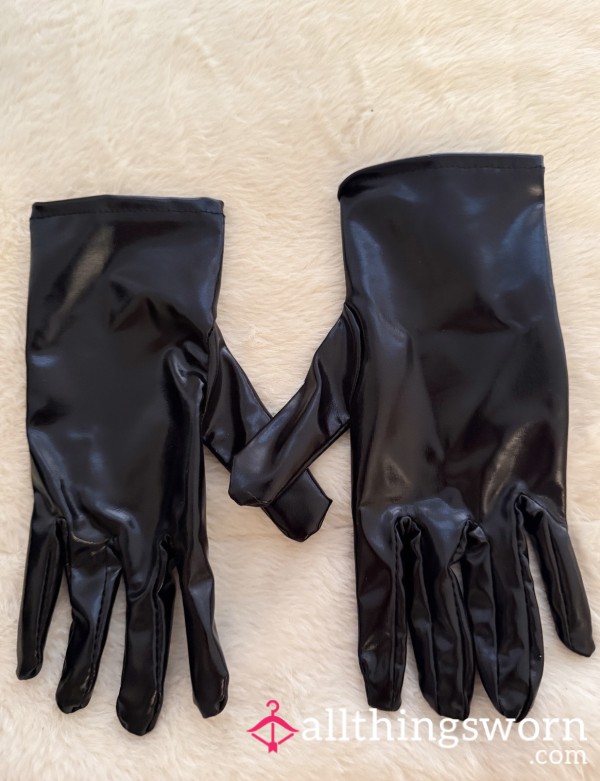 Short Leather Gloves 🖤