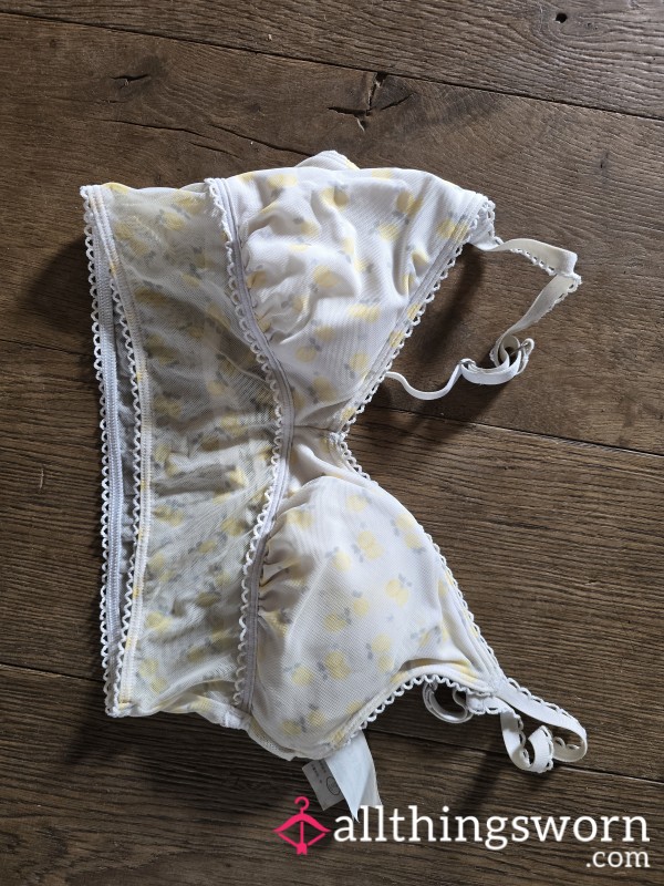 Lemon Patrerned Hollister Bra