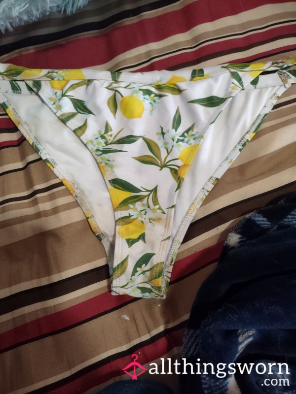 Lemon Print Cheeky Bikini Bottoms (stained)