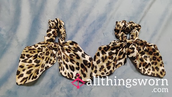 🐆 Leopard Print Double Bow Scrunchies – 2 Pack 🐆