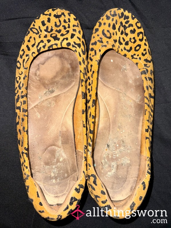 Leopard Print Super Sweaty And Smelly Flats - Size 11 W Free Shipping