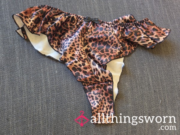 Leopard Print Thong With Black Accents Size Extra Large