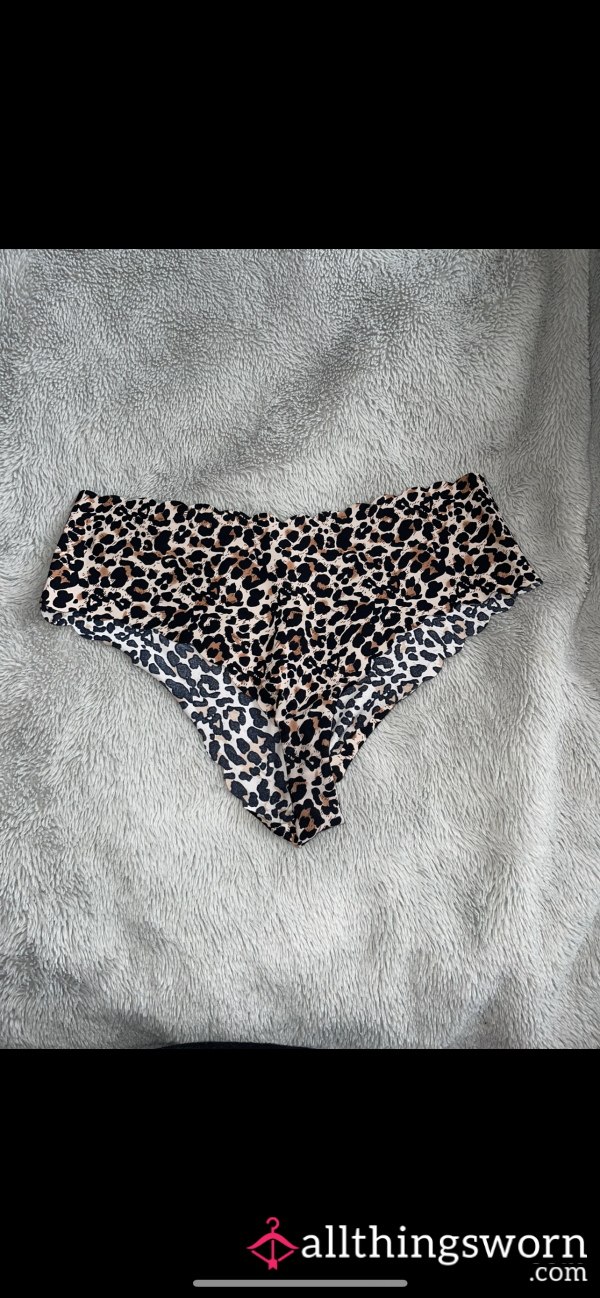 Leopardprint Panties.