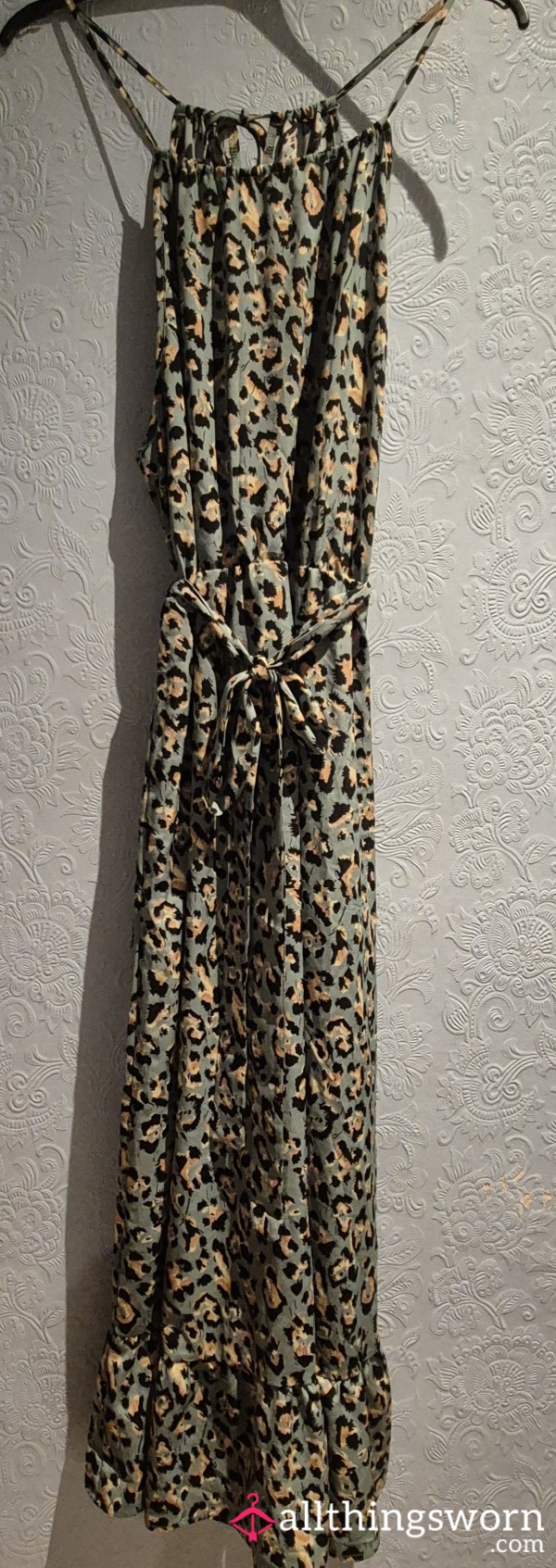 ❤️Leopard Print Style Dress Worn On Summers Days And Girls Nights❤️