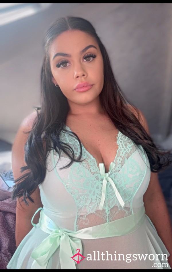 Let Me Be Your Girlfriend 🤍