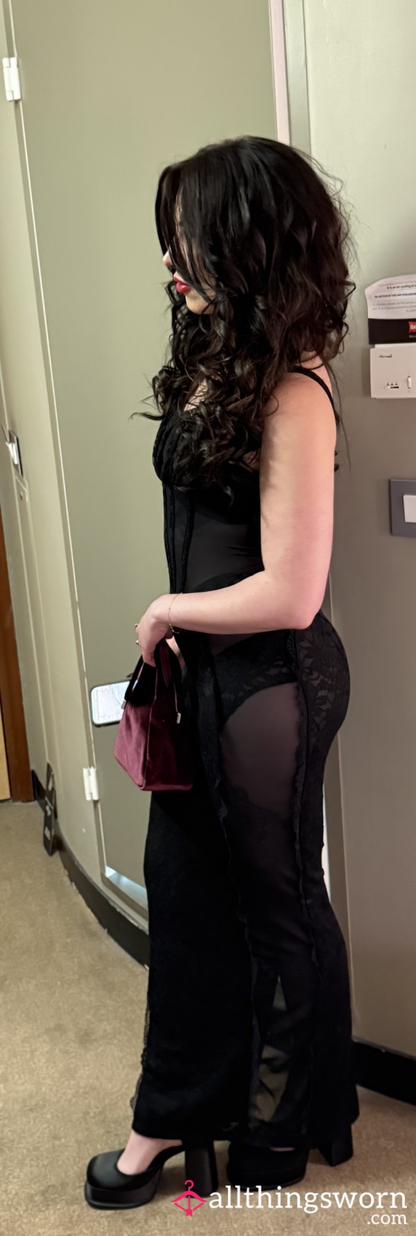 Let Me Be Your Girlfriend For 24 Hours