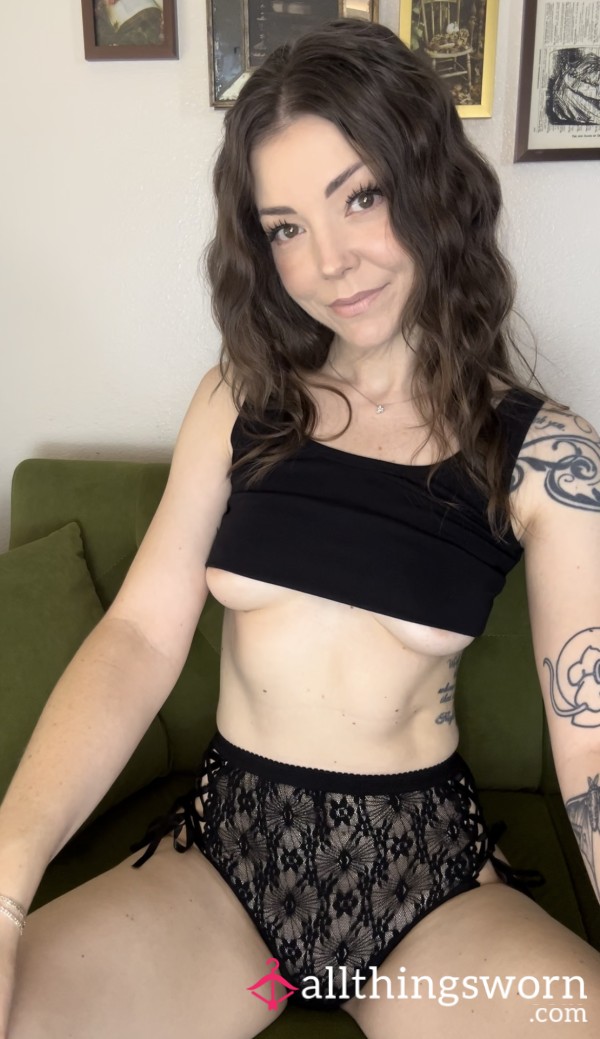 Let Me Be Your MILF Girlfriend