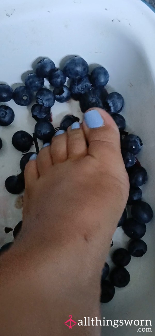 Let Me Make You Breakfast🦶👅👄