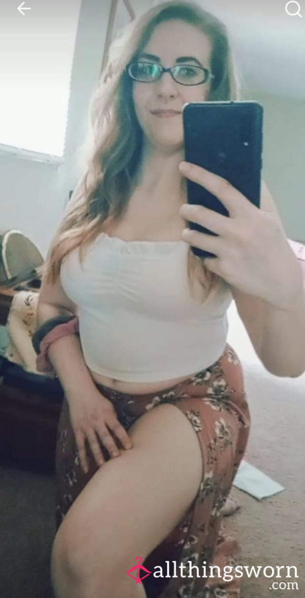 (Price Dropped!!) Let Mistress Own You. Be A Good Boy And Get Put On My List 💕