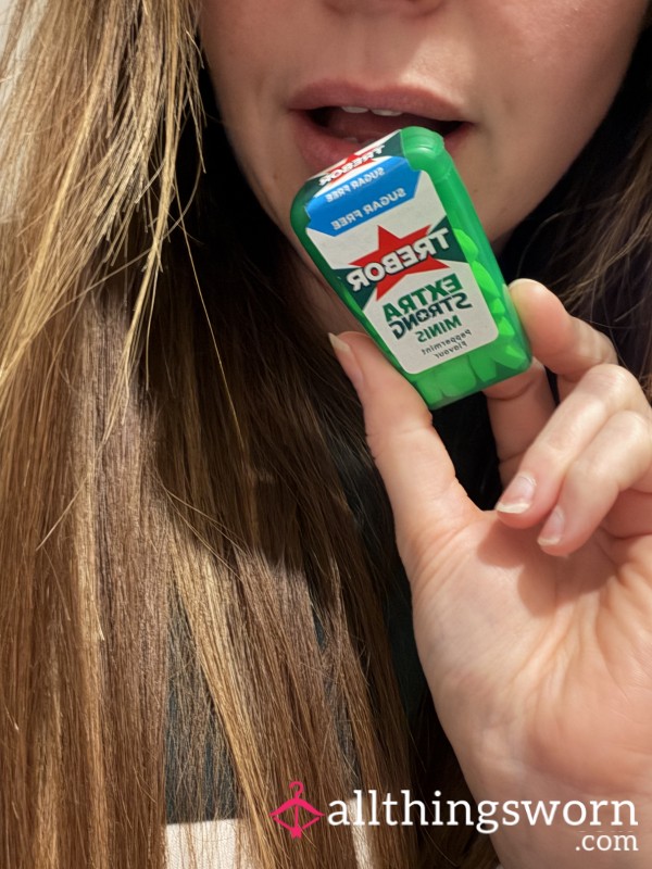 Let’s Share Mints! I’ll Suck Them Off Real Good First Then Send Them To You To Enjoy 😛