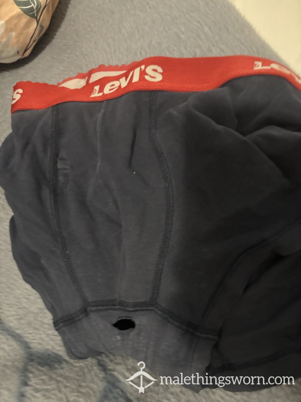 Levi’s. Super Used.