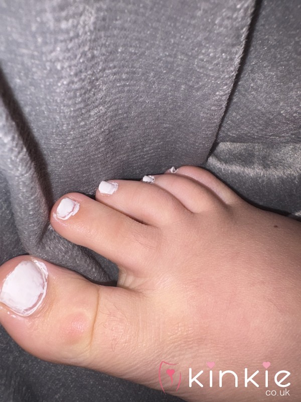 Lick My Toes Daddy 😈😈