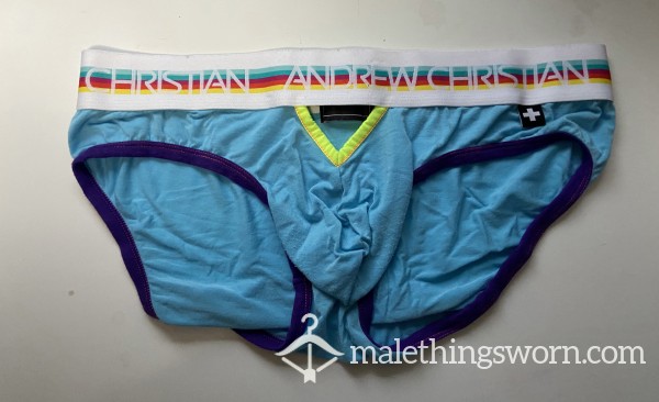 Light Blue Briefs With Yellow Vee Pubic Cutout Size XL (35-38 In / 89-96 Cm)