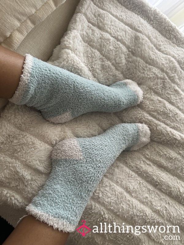 ❄️ Light Blue Fuzzy Socks ❄️
