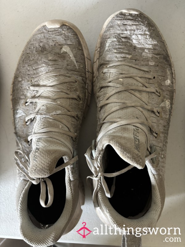 Light Blue Gym Running Nikes, So Smelly So Old So Ready For A Buyer!