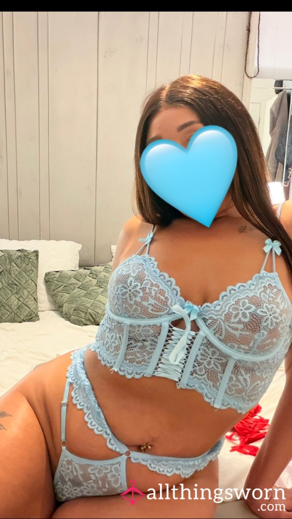 Light Blue Lace Lingerie Set 🩵🦋