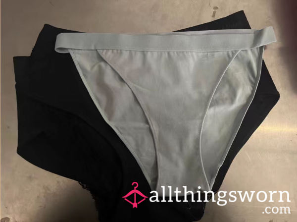 Light Blue Pure Cotton Underwear, Abstinence Style Low Waist S**y Triangle Pants, Invisible Slim Strap Bikini.浅蓝色纯棉内裤，禁欲系低腰性感三角裤隐形细带比基尼。