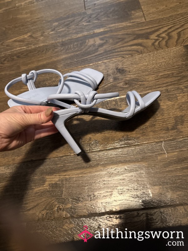 Light Blue Worn Heals