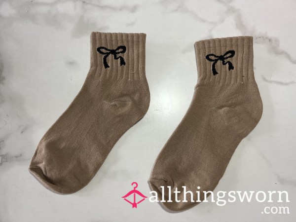 Light Brown Crew Socks With Black Bow