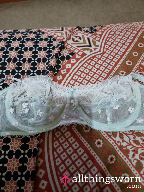 👙Light Green Flor*l Lace Bra👙