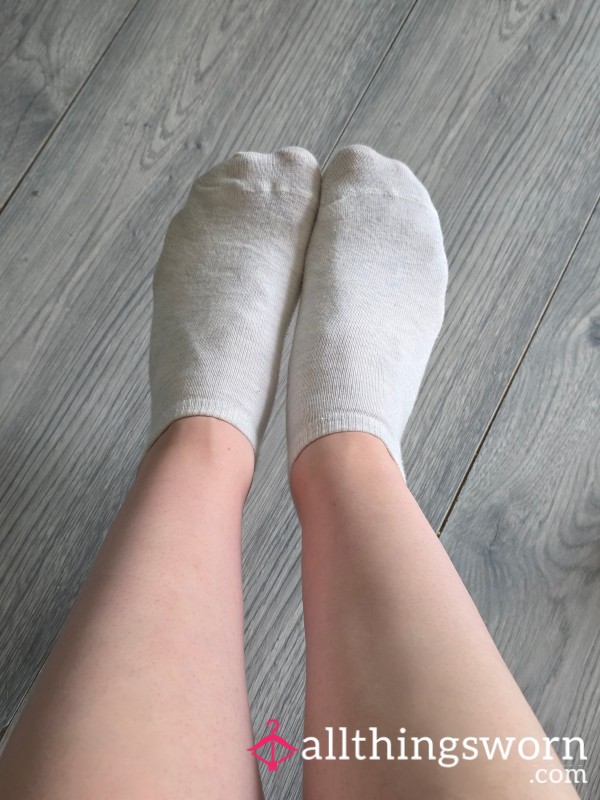 Light Grey Trainer Socks 🤍