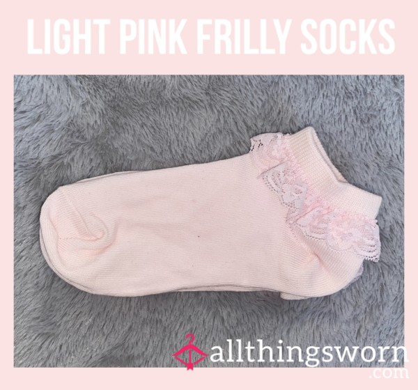 Light Pink Frilly Socks🎀