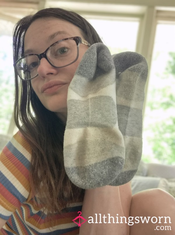 Lightly Worn Puma Ankle Socks