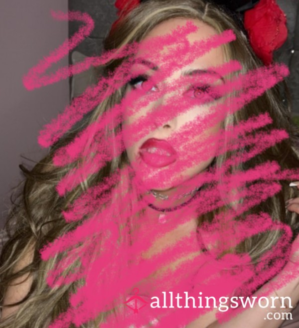 Cheeky Video - Suck My Tits