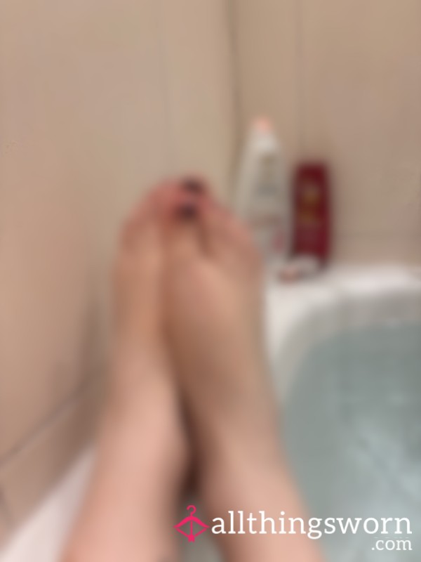 Lil Bath Feet 🫧🦶🏻