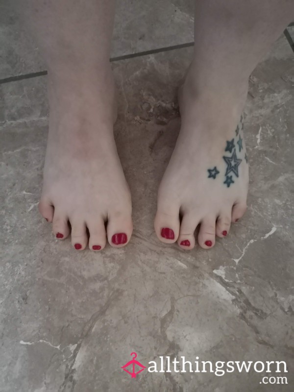 Lil Chubby Feet Red Toes