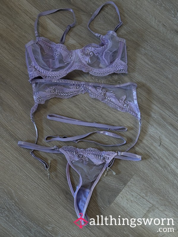 Lilac Lace Lingerie Set