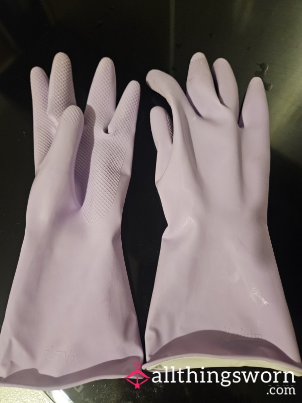 Lilac Rubber Gloves