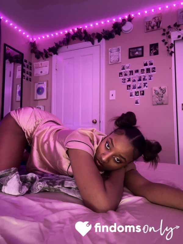 Lingerie Modeling Video(30 Secs)