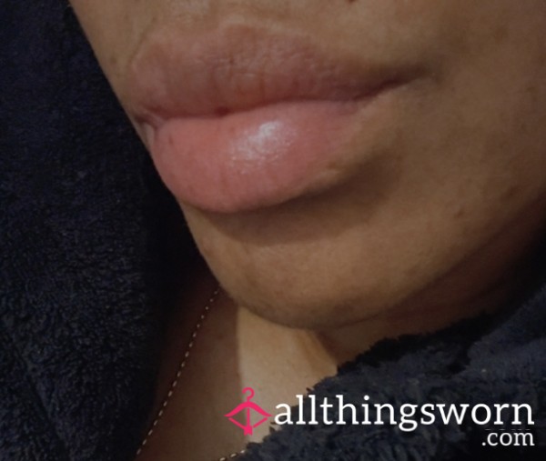 Lip Gloss Application