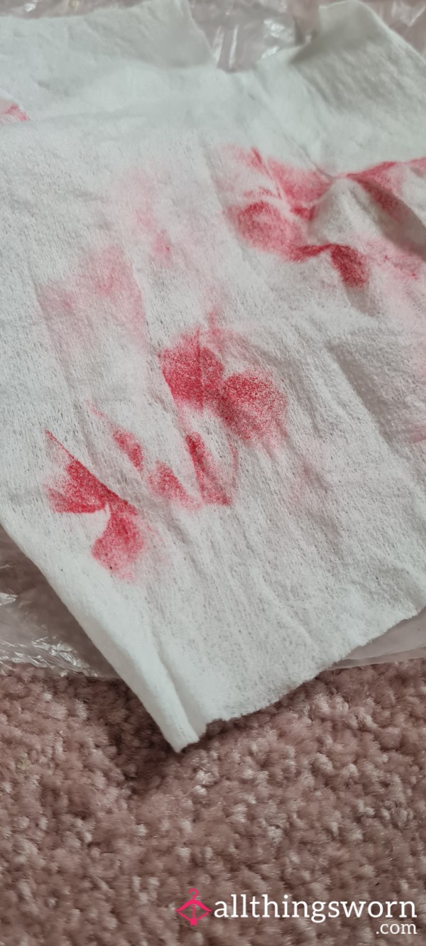 Lipstick Stained Wipes 💋