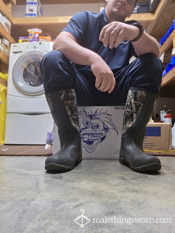 Listen To My Instructions On Boot Worship