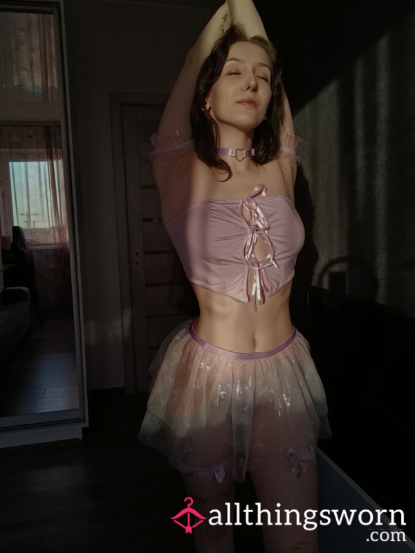 Little Girl In A Skirt....😍💖