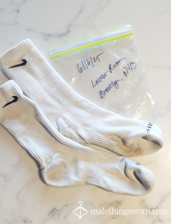 Locker Room Find – White Nike Dri-fit Crew Socks – Bagged 6/16/25