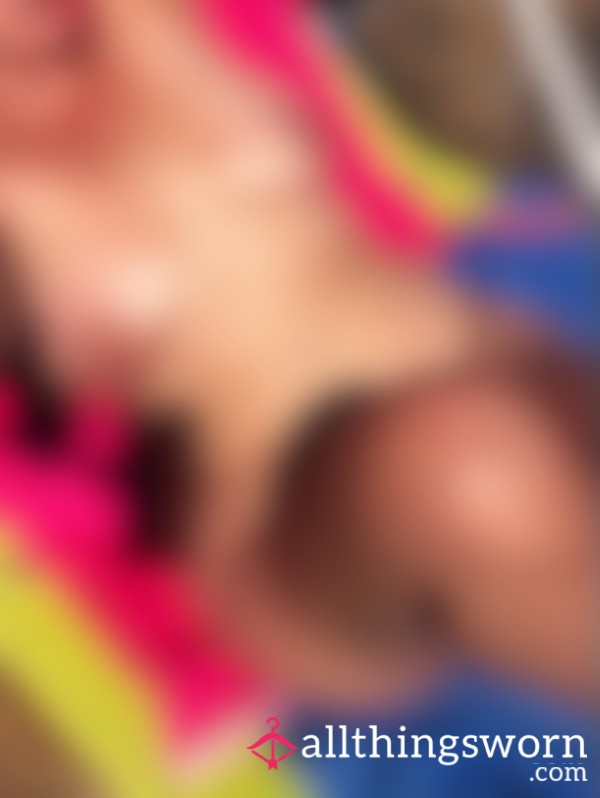 ☀️ Look At The Sun Glisten On My Skin As I Sunbathe Naked 🥵🍒