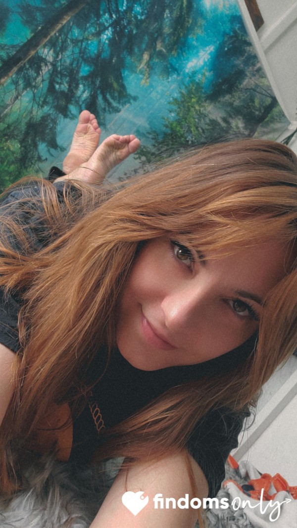 Look At Those Soles, Jealous Much?