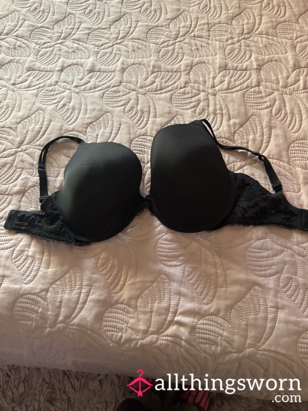 Looks Like I’ve Outgrown My Cute Little DKNY 32G Bra 😈 Too Small For Me Now… Maybe One Of My Good Boys Deserves It? Don’t Worry, I’ll Decide Who’s Worthy