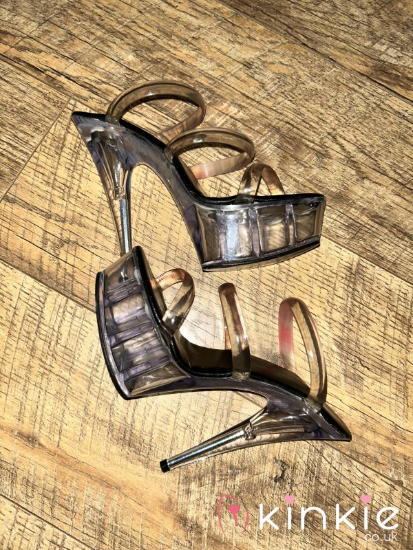 Finished With These Filthy Pole Dancing Heels .. They’ve Had Their Use.. They’ve Been In Some Exciting Circ*mstances But I’m Ready Today Hand  Them Over  😍