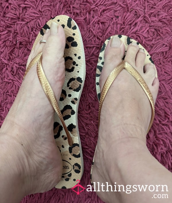 Love A Leopard Smelly Flipflop